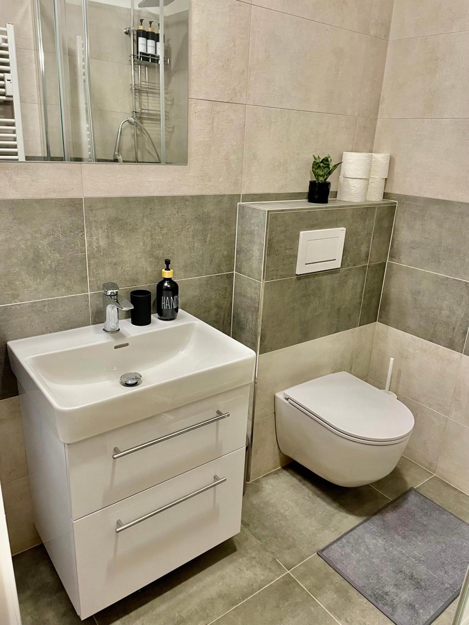 Apartment Navi- Modern Studio In Krkonose Foothills Stare Buky Esterno foto